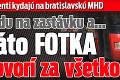 Študenti kydajú na bratislavskú MHD: Prídu na zastávku a... Táto FOTKA hovorí za všetko!