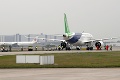 Intenzívne zrážky spôsobili nehodu na letisku: Lietadlo plné cestujúcich zišlo z pristávacej dráhy