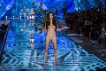 Khedira sa snaží zabudnúť na neúspešný šampionát: Hlavu si čistí so sexi modelkou