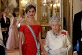 Vojvodkyňa Kate na bankete provokovala doposiaľ najodvážnejšími šatami: Sexi ako nikdy predtým!