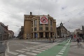 Študenti Univerzity Komenského dali jasne najavo, čo si myslia o fašistoch: 7-metrový odkaz!