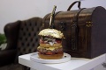 Niečo len pre tých najväčších fajnšmekrov: Hamburger za šialených 2 000 €!