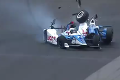 Desivé divadlo v pretekoch Indy 500: Pilot doslova letel ponad trať!