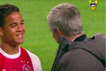 Mourinho si po zápase odchytil vychádzajúcu hviezdu Ajaxu: Pozrite sa, aké má s ním smelé plány!