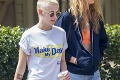 Herečka z Twilight ságy randí s blond modelkou: Vážny krok vo vzťahu!
