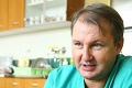 Zomrel slovenský lekár, ktorý oddelil siamské dvojčatá: Nečakaná smrť v Dubaji!