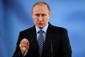 Putin tvrdo proti teroristom: Nemôžeme dovoliť, aby vydierali celý svet