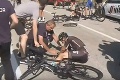 Pohroma na Giro d´Italia: Policajná motorka spôsobila skazu, jazdcom Sky zničila šance