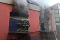Požiar v Taliansku vyvolal paniku: Rodičia vyhodili svojho syna z okna!