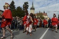 Živá krížová cesta v Prešove pritiahla množstvo divákov: Prišlo niekoľko tisíc ľudí