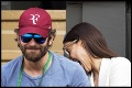 Irina Shayk a Bradley Cooper na Wimbledone: Venuj sa mi, lebo ti ruku odhryznem!