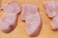 Hygienici evidujú ďalší prípad salmonely v mäse z Brazílie: Nakazené sú aj solené kuracie rezne