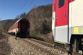 Nevídaná udalosť na ceste smerom do Bratislavy: Na trati sa za jazdy roztrhol rýchlik!