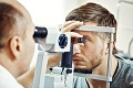 Očný chirurg Radovan Piovarči: Laser vás zbaví dioptrií za 8 minút