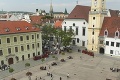 Sú pýchou každého centra: Uhádnete slovenské mestá podľa fotografie námestia?