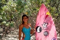Sexi surferka Nicole vám rozjasní deň: Kráska a more ako liek na sychravý deň!