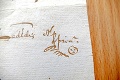 Usmiaty emotikon trenčianskeho notára z roku 1635 oblieta zemeguľu: O smajlíkovi z Nového Času píše celý svet!
