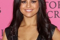 Selena Gomez má rovnaký vkus na mužov ako jej mama: Zarážajúca podoba speváčkinho frajera a otca!