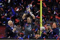 Patriots po historickom obrate vyhrali Super Bowl: Prvý raz sa hrala extra porcia