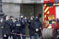 Francúzsky prezident prehovoril o útoku v Louvri: Jednalo sa o teroristický čin?