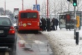 Chaos pri ceste z Bratislavy: Autobusy majú výrazné meškanie