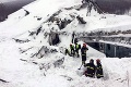 Záchranné akcie v lavínou zasypanom hoteli pokračujú: Podarilo sa vytiahnuť ďalších preživších!