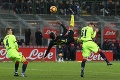 Gól ako z učebnice: Obranca Interu Miláno vykúzlil ukážkové nožničky