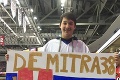 Slovenský študent vytiahol na zápase NHL transparent: Ľudia sa skoro rozplakali!