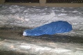 Po nočných mrazoch mŕtvy bezdomovec Robert († 59): Smrť neďaleko sídliska!