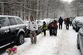 Bratislavu zasiahlo silné sneženie: Napadnúť môže až 12 centimetrov!