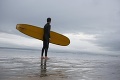 Surfistu odniesol od pobrežia prúd: Na mori strávil 16 hodín, zachránila ho obrovská náhoda!