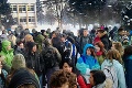 Uzimení študenti v Tvrdošíne: Protestovali proti mrazu v škole!