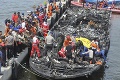 Polícia zatkla kapitána trajektu, ktorý na Nový rok zachvátil požiar: Pátranie po nezvestných pokračuje