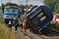 Železničná nehoda v Česku: Rýchliky sa mali minúť, namiesto toho sa zrazili! Kto pochybil?