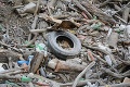 Vodná nádrž je opäť bez smetí: Z Ružína vytiahli 100 tatroviek odpadu