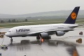 Pandémia položila aerolinky Lufthansa na lopatky: Strata vyše 2 miliardy eur