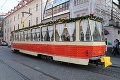 Bratislavou premáva špeciálna električka: V nevšednom spoji hrajú vianočné koledy