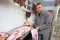 Mäsiar Imrich Lintner radí: Na škvarky je najlepšia slanina z bravčového chrbta!