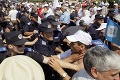 Vyše 1000 policajtov zorganizovalo protest: Čo požadovali?