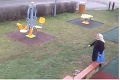 Takéto video ste ešte nevideli: Babička z Poráča cvičí ako mladica!