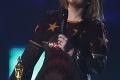 Adele je kráľovnou britskej hudobnej scény: Pri udeľovaní Brit Awards dostala hneď štyri trofeje!