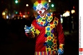 Hrôza v uliciach Berlína: Dvaja klauni prepadli muža a pokúsili sa ho olúpiť