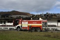 Požiar výrobnej haly na Považí konečne zlikvidovali: Hasiči s plameňmi bojovali 15 hodín