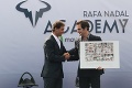 Federer potvrdil povesť najväčšieho džentlmena v bielom športe: Krásne gesto k odvekému rivalovi!