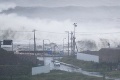 Japonsko zasiahol silný tajfún: Úrady vyzvali státisíce ľudí na evakuáciu