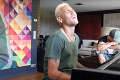 Neymar si plní spevácky sen: Jeho škriekanie na Youtube už počulo viac ako milión ľudí!