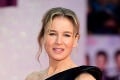 Premiéra pokračovania Bridget Jones: Kde je tá bacuľatá zúfalka? Renée Zellweger tak dobre ešte nevyzerala!