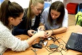 Aj vďaka vám sa slovenské deti môžu tešiť do školy: 6 unikátnych projektov čaká na vašu podporu
