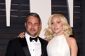 Lady Gaga má hlavu v smútku: Minulý rok ukazovala snubný prsteň, teraz je všetko inak!
