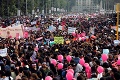 Desaťtisíce ľudí demonštrovalo proti násiliu na ženách: Rozsah akcie nemá v dejinách obdobu!